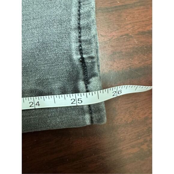 Levi’s Dark Grey Colored 711 Skinny Jeans Size 29 - Picture 8 of 8